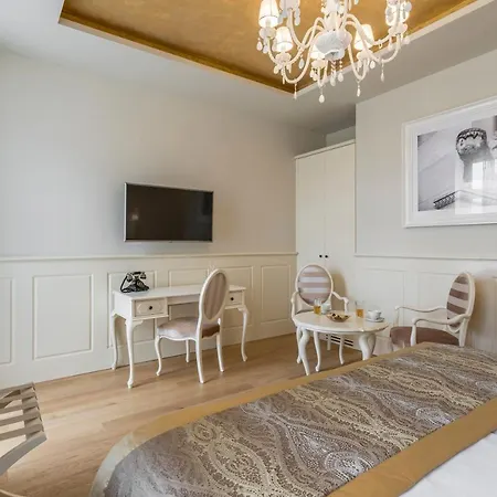 Guest house Royal Piazza Split