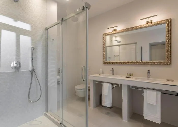 Konukevi Royal Piazza