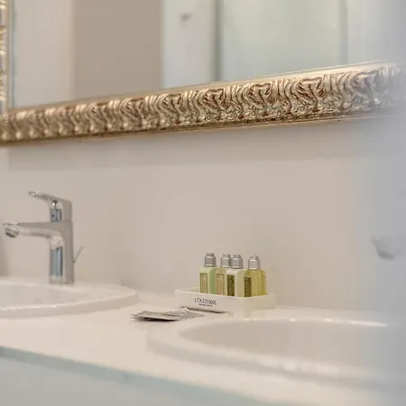 בית הארחה Royal Piazza