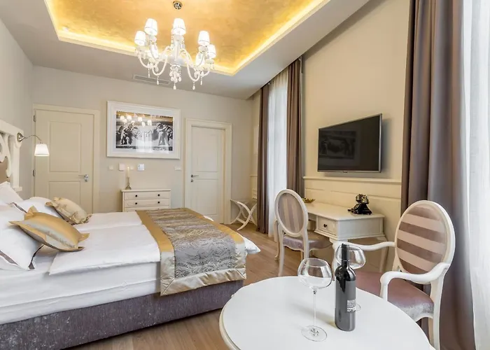 Penzion Royal Piazza 4*