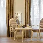 Royal Piazza 4*